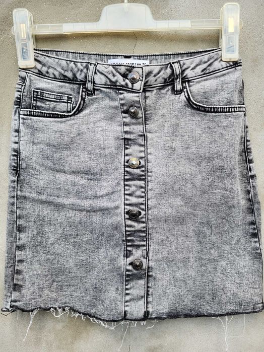 Пола в цвят графит