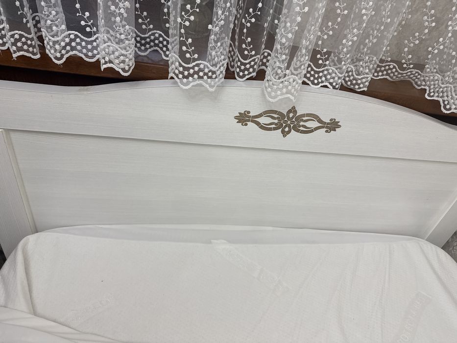 Продам кровать 1,5