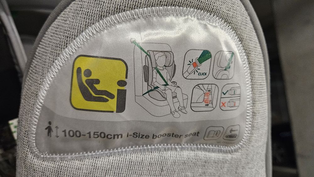 Scaun auto Joie, copii 100-150cm, 4 -10 ani si bonus înălțător