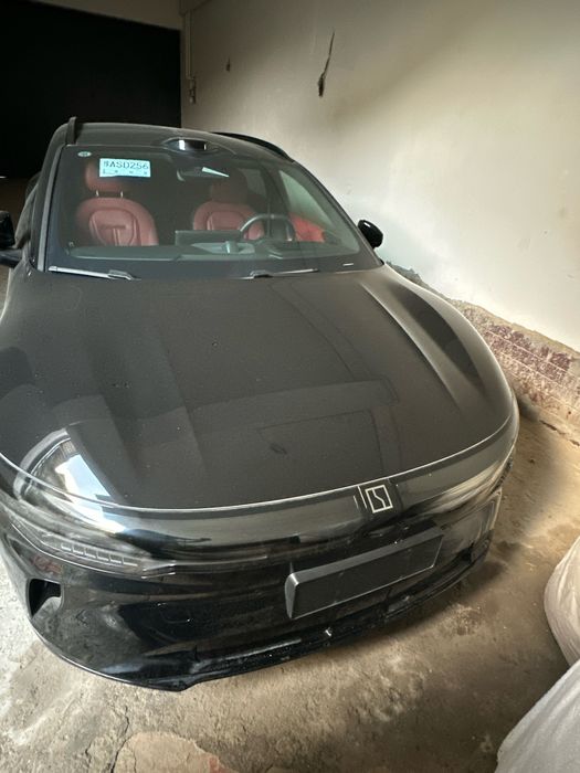 Zeekr 007  GT dop opsiya diska+salon natariusga tayyor