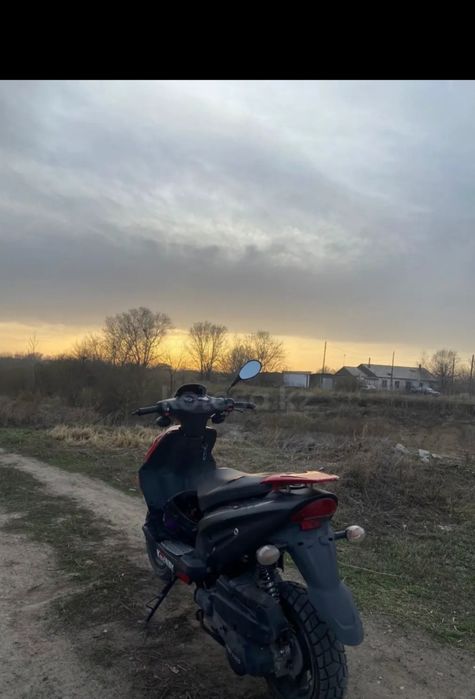 Скутер Keeway 150