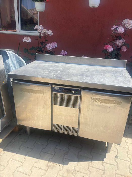 Masa rece electrolux