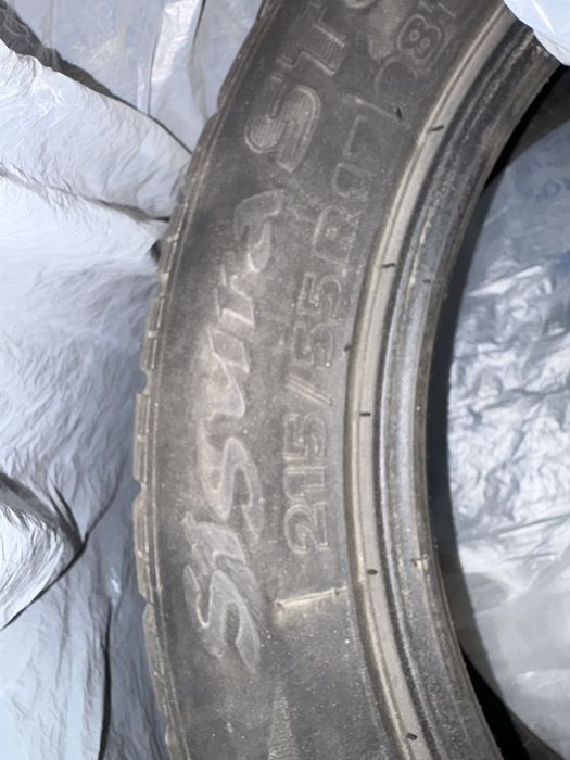 Зимняя резина 215 / 55 / 17