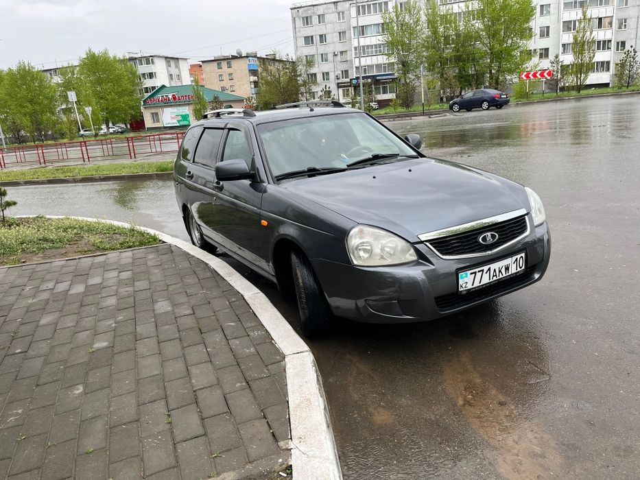 Продам приору 2 срочно.