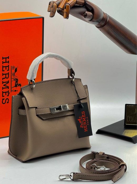 Geanta Hermes noua !!! Dimensiuni 22/18 !!!