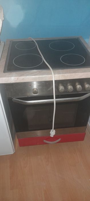 Plita si cuptor electric