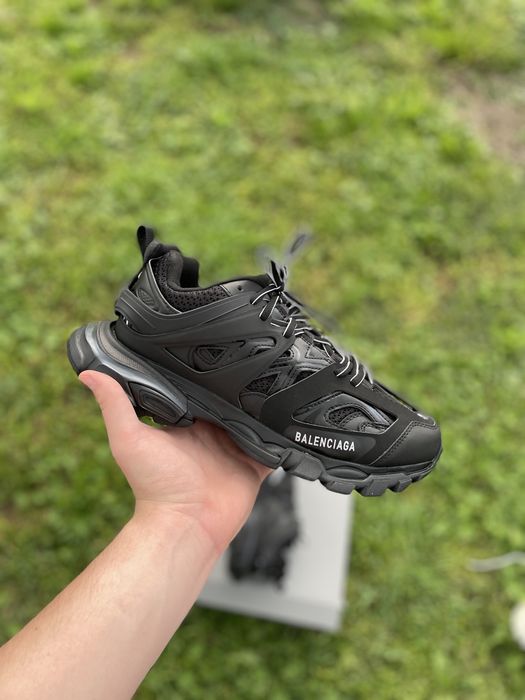 Balenciaga Track Black
