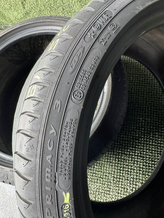 275 35 19 Michelin