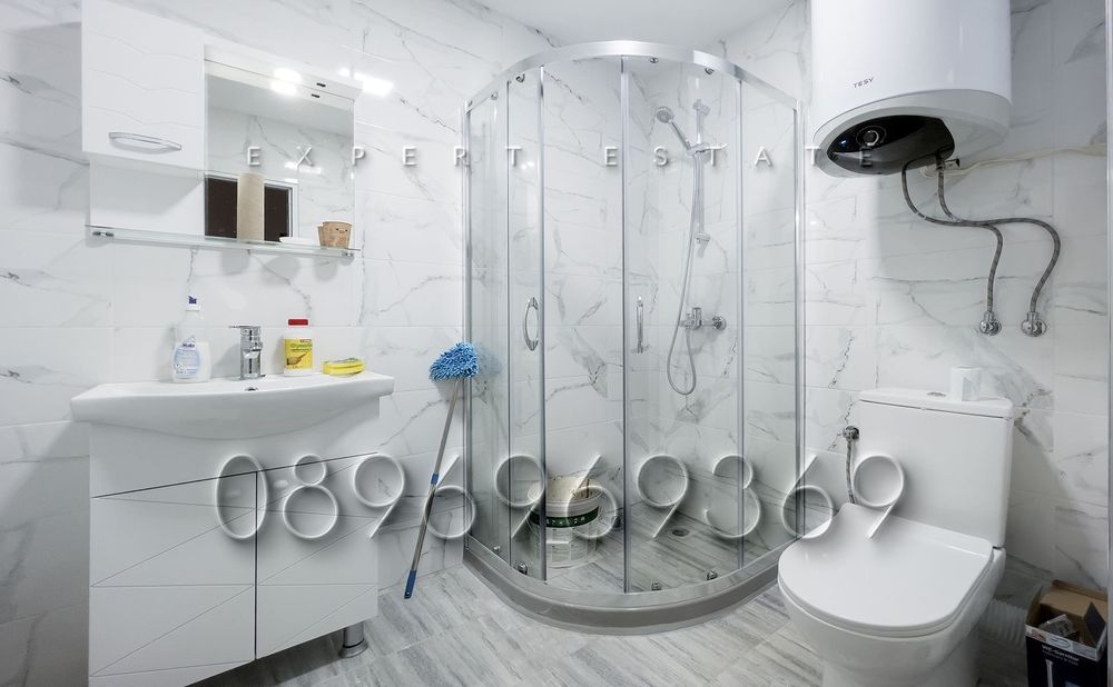 Продава се Двустаен апартамент в Варна, Левски - 66 кв.м за 1666 €/кв.м - Снимка #4