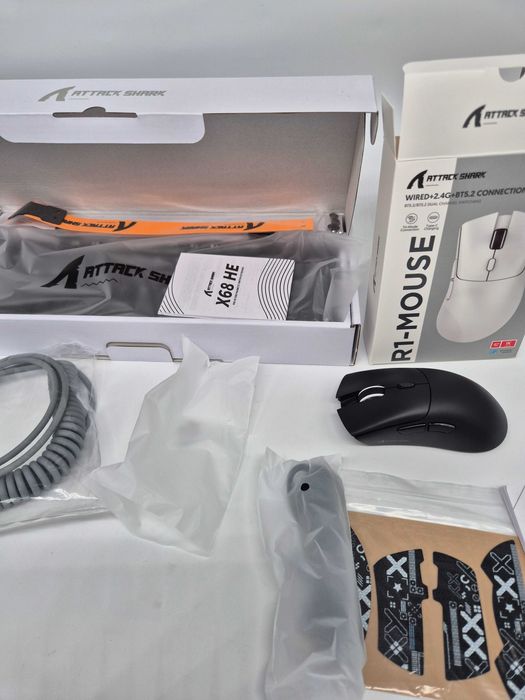 Pachet Gaming ATTACK SHARK X68 HE Switch-uri Magnetice Keyboard & R1 Mouse 18K DPI 8Khz- Grad E