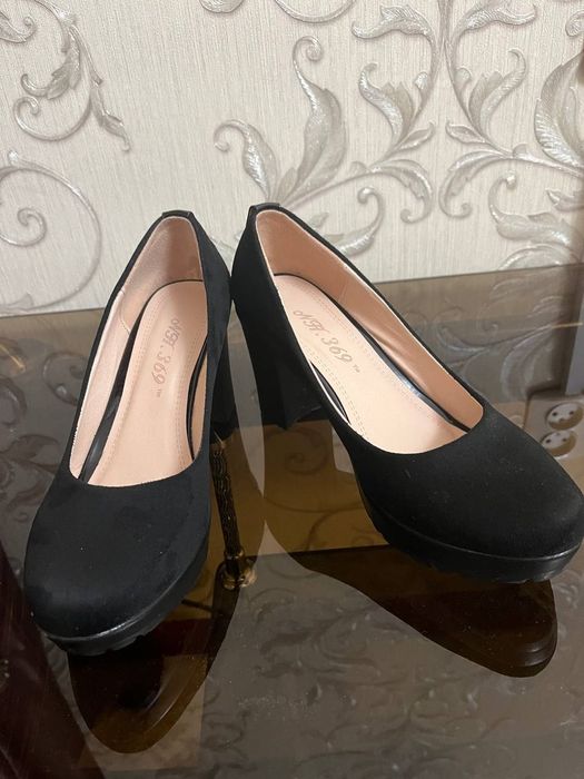 Обувь , туфли замшевые 38 размер