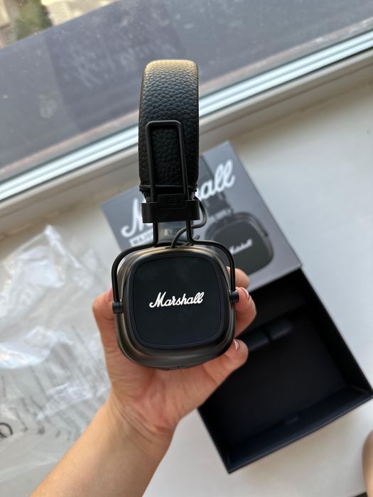 Наушники Marshall