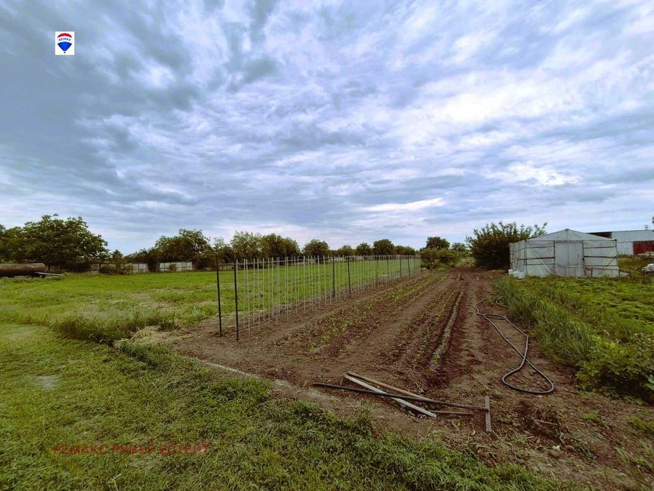 Индустриален имот за продажба с. Цар Самуил