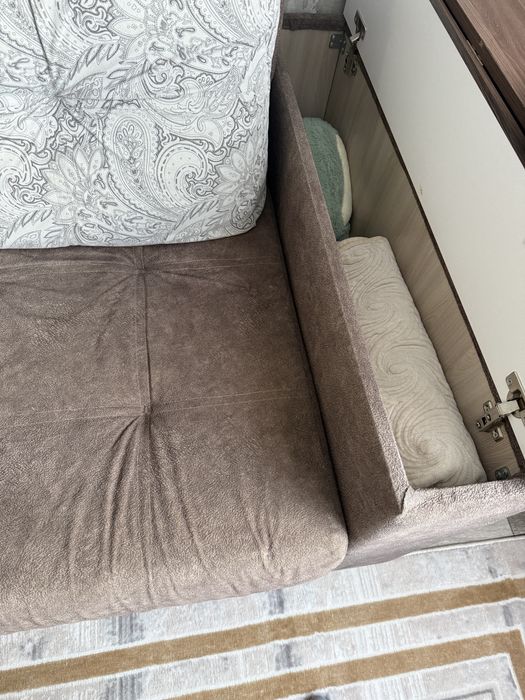 Диван в хорошем состоянии