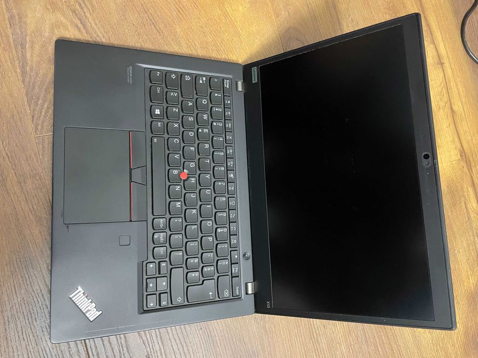 Лаптоп Lenovo X13 Gen1, i5-10310U, 16 GB, 256GB NVME SSD, 13.3" TOUCH