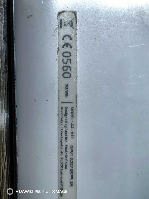 Таблет Acer (счупен дисплей) за части !