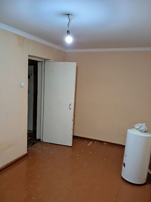 Продаётся Квартира 1 ком 1 этаж на Нихи в Янгиюле