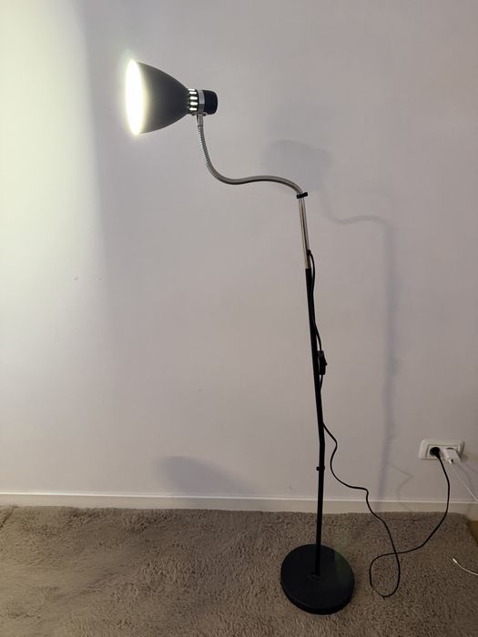 lampa de gene, lampa de podea, lampa de birou
