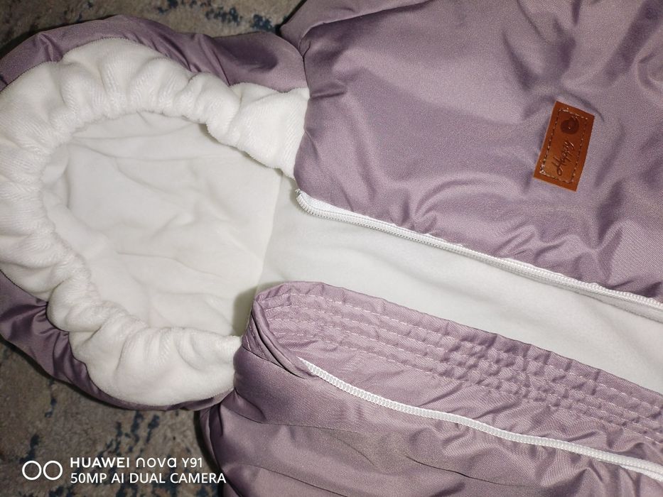 Продам комбинезон для новорождённых