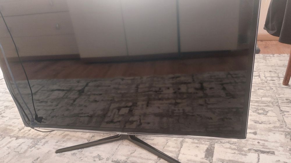 Продам телевизор