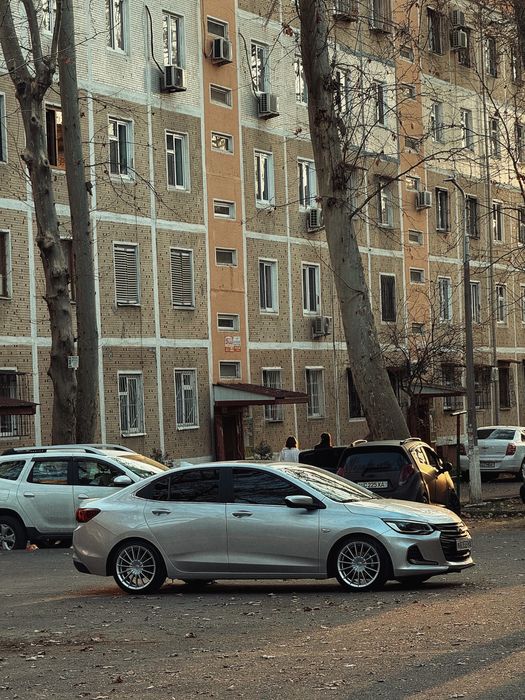 Onix 6 pozitsiya Premier 2025 y sotiladi