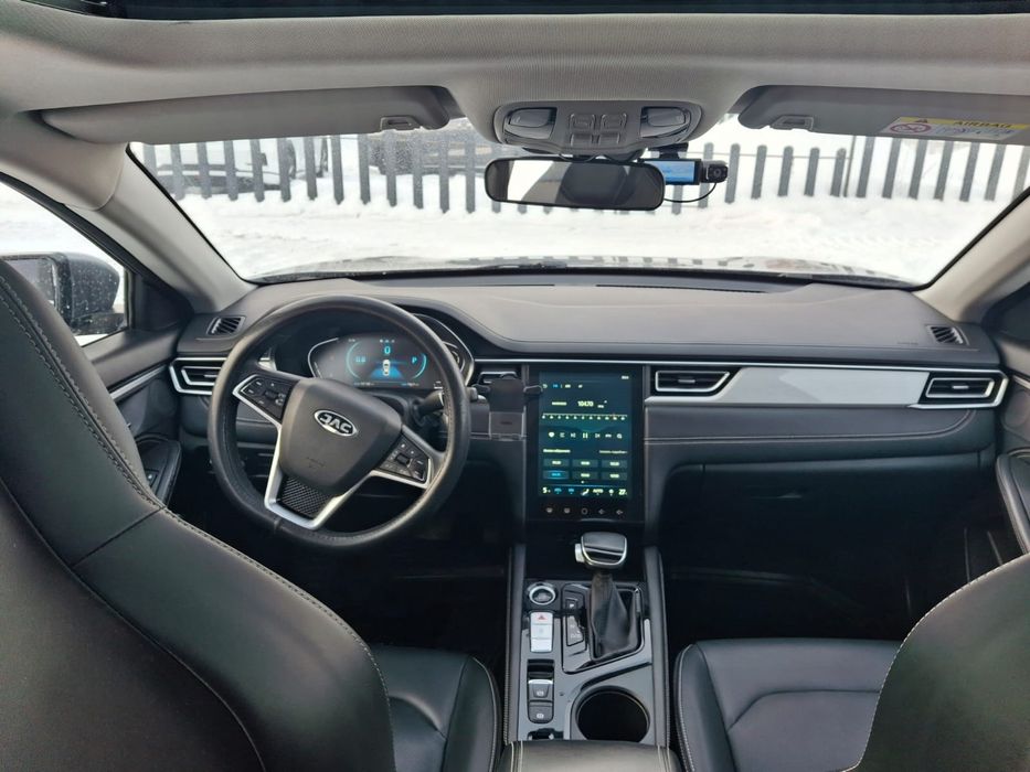 Продам Jac j7 2023