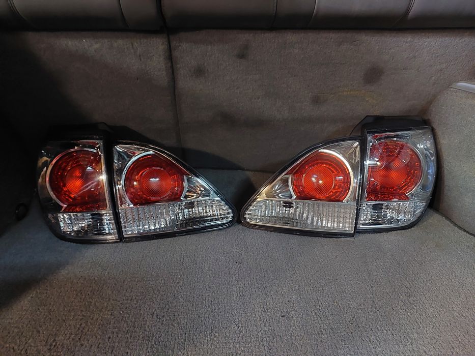 Фонари задние Lexus RX300, Harrier 97-03