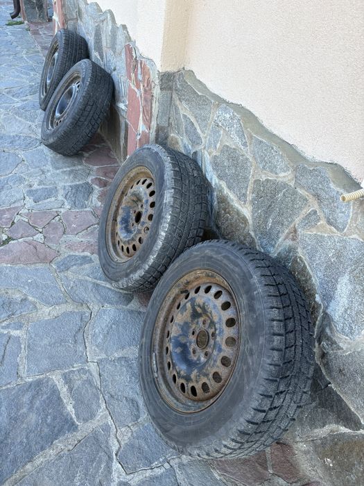 225/65/17 зимни гуми 8мм грайфер