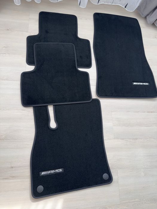 Set covorașe Mercedes AMG