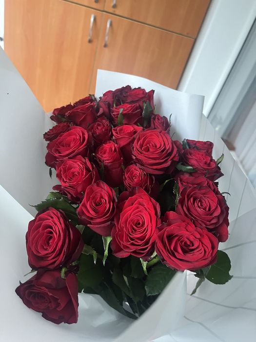 Букет розы срочно продам