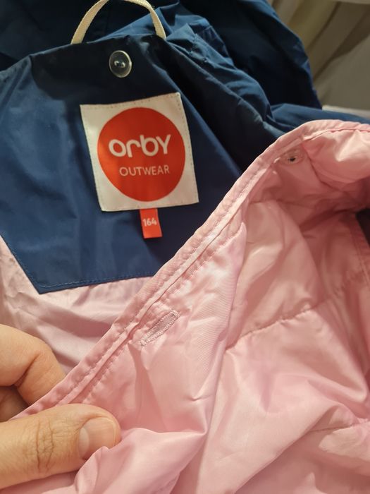 Продам ветровку для девочки