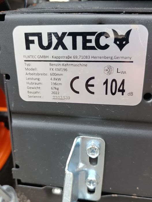 Бензинова метачна машина Fuxtec KM196-set1