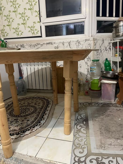 Жиналатын және ағаш стол