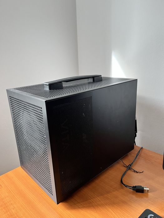 Carcasa Mini-ITX Deepcool Ch160 black