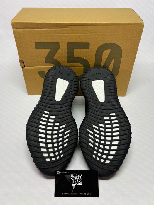 Adidas Yeezy Boost 350 V2 Black