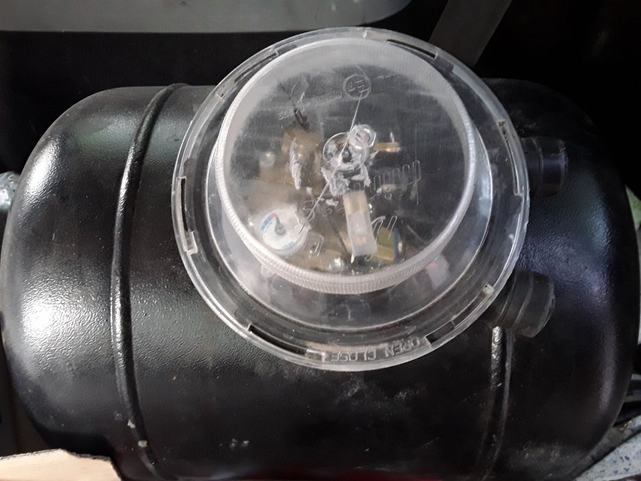 Газова бутилка за автомобил с още 5 г.