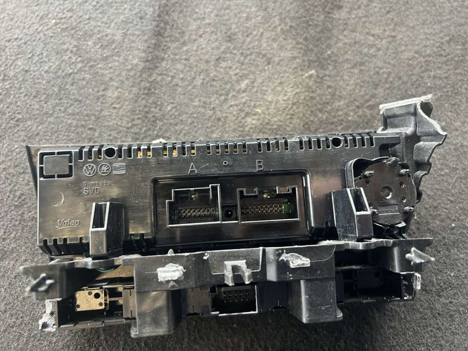 Управление за климатроник лайт модул Bsm Skoda Rapid 6c0937089d