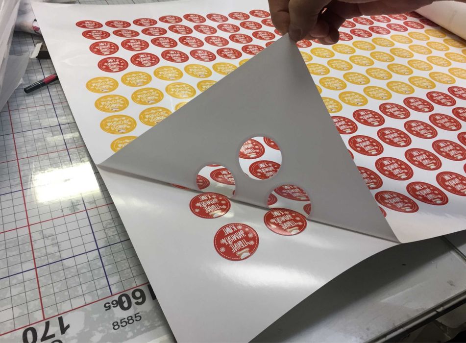 Стикер, печать на оракал, баннер