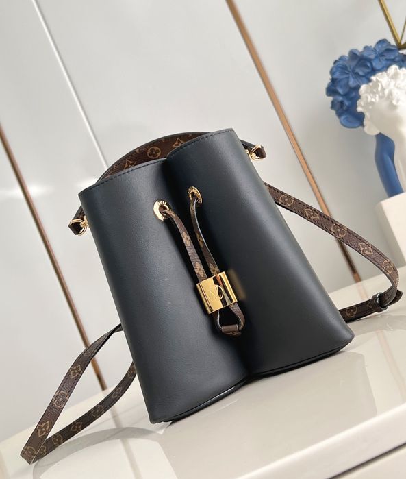 Geanta Louis Vuitton Bloom, Premium