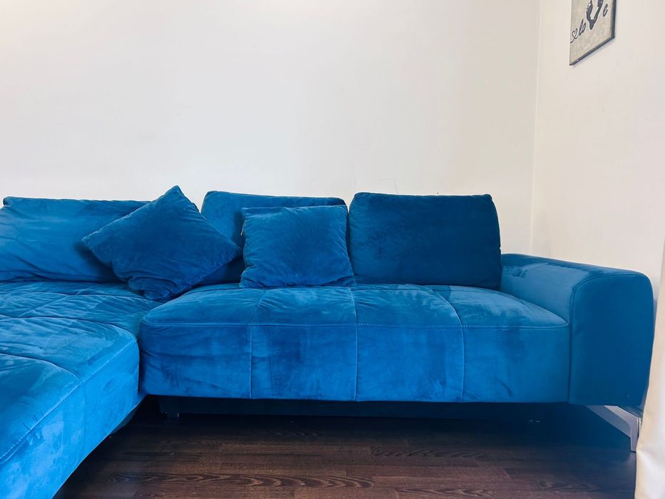 Vând canapea confortabilă cu ladă de depozitare si sezut - 280x180 cm