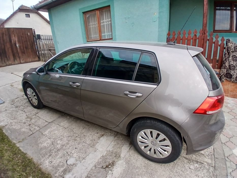 Volkswagen GOLF 7 2013