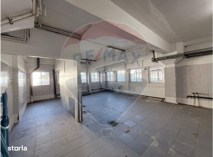 Spațiu industrial-220 mp cu rampă și parcare-zona median centrala