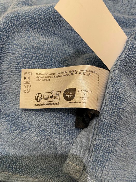 Оригинална плажна кърпа HUGO BOSS 100см/150см, синя