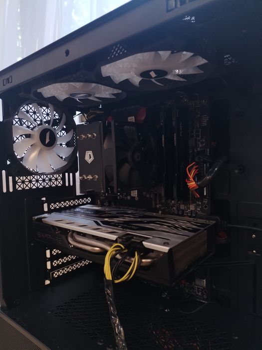 PC Gaming ×i5 6500×RX 580×3xSSD×8GB RAM×Stare excelenta (10/10)