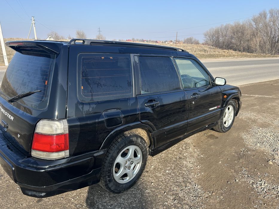 Субару форестер SF5