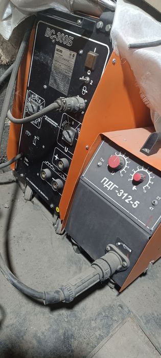 Сварочный аппарат,сварка полуавтомат