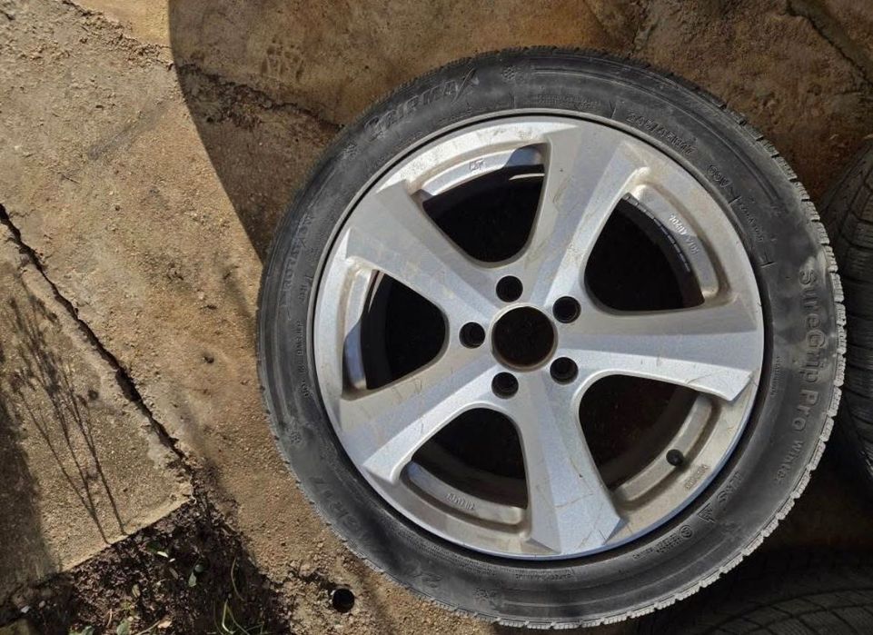 Зимни гуми с алуминиеви джанти 17ки за мерцедес