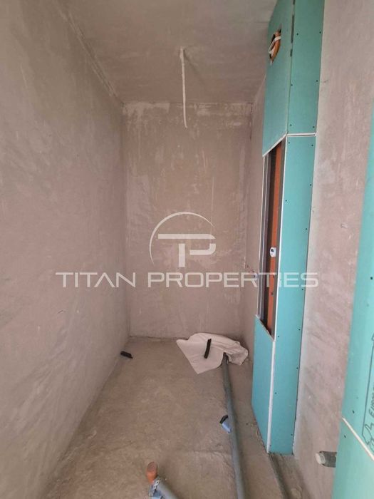 Продава се Тристаен апартамент в Пловдив, Кършияка - 215 кв.м за 497 €/кв.м - Снимка #4