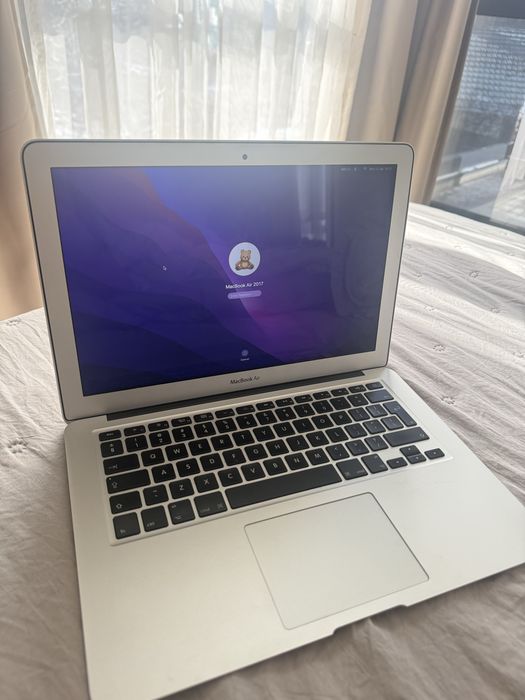 MacBook  Air 13 2017