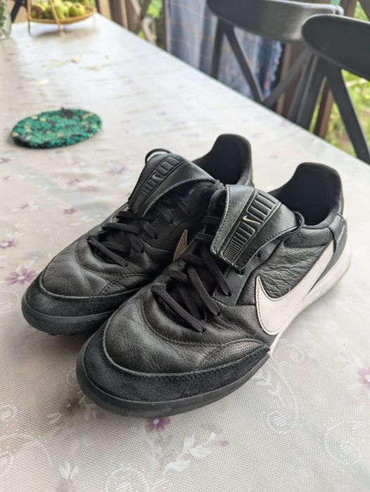 Сороконожки Nike premier черного цвета